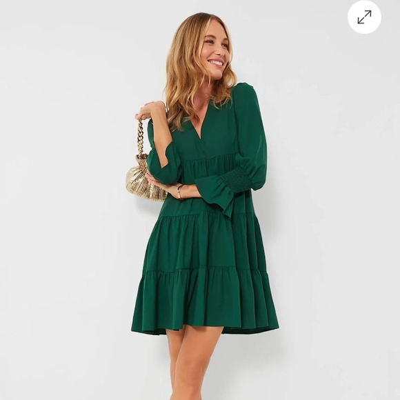 Tuckernuck Dresses & Skirts - Tuckernuck Pomander Place Hunter Green Crepe Kenzo Dress